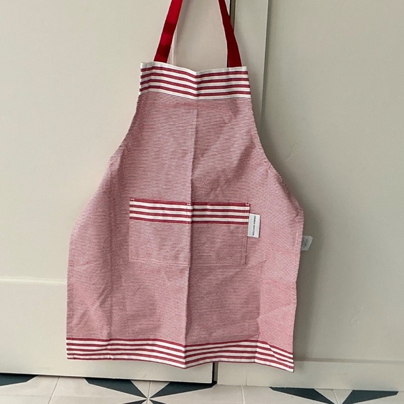 A 3 Package of Williams Sonoma Bay Stripe Aprons, 2 kids & 1 adult - Picture 2 of 2